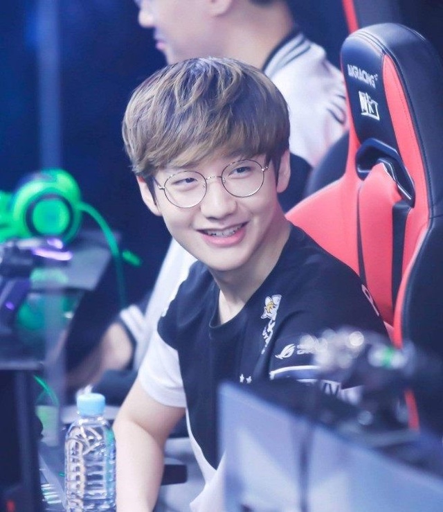 同时确保底 同时确保底