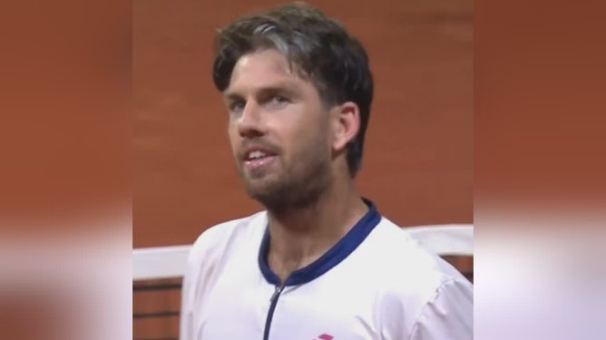 一场溃败像 一场溃败像